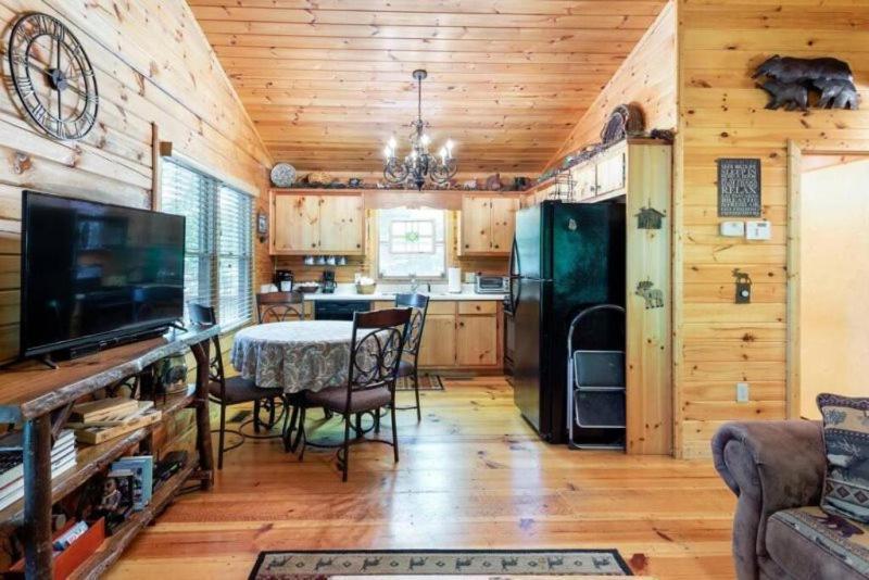 Mountain Spirit Cabin - Fireplace And Hot Tub Villa Blue Ridge Luaran gambar